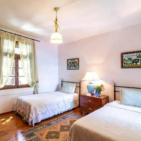 Oz Hotel 4*